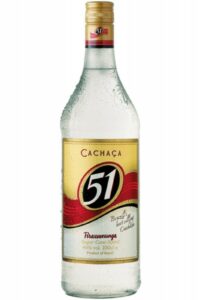 liquore distillato dalla canna da zucchero cachaca 51